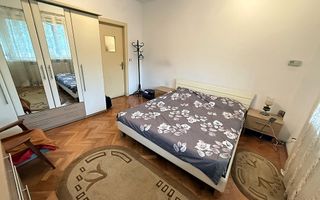 Apartament 3 camere, Bd. Carol I, vizavi de Hotel Montana, centrul Sinaiei - Poză 6