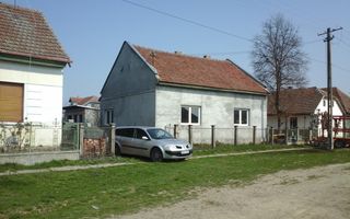 Casa 80 mp cu doua camere de vanzare in localitatea Pelisor - Poză 1