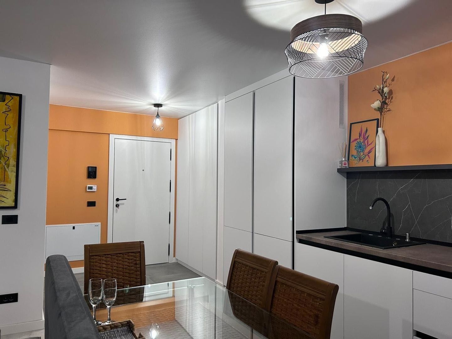 GARSONIERA- SUN ROYAL VIEW, BUCATARIE INCHISA, BLOC NOU, METROU - Poză 2