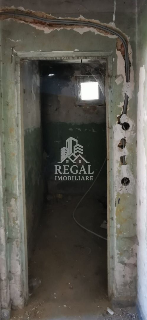 Apartament de vânzare în Ghelari – parter, ideal pentru renovare - Poză 6
