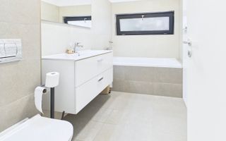 3 camere spațios si  cu terasă generoasă, la intrare în Dumbrăvița - Poză 19