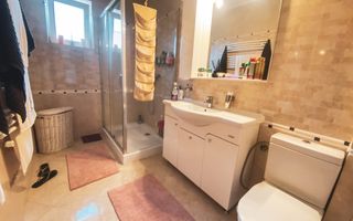 Refugiu Modern în Natură – Vilă Premium cu Design Contemporan - Poză 18