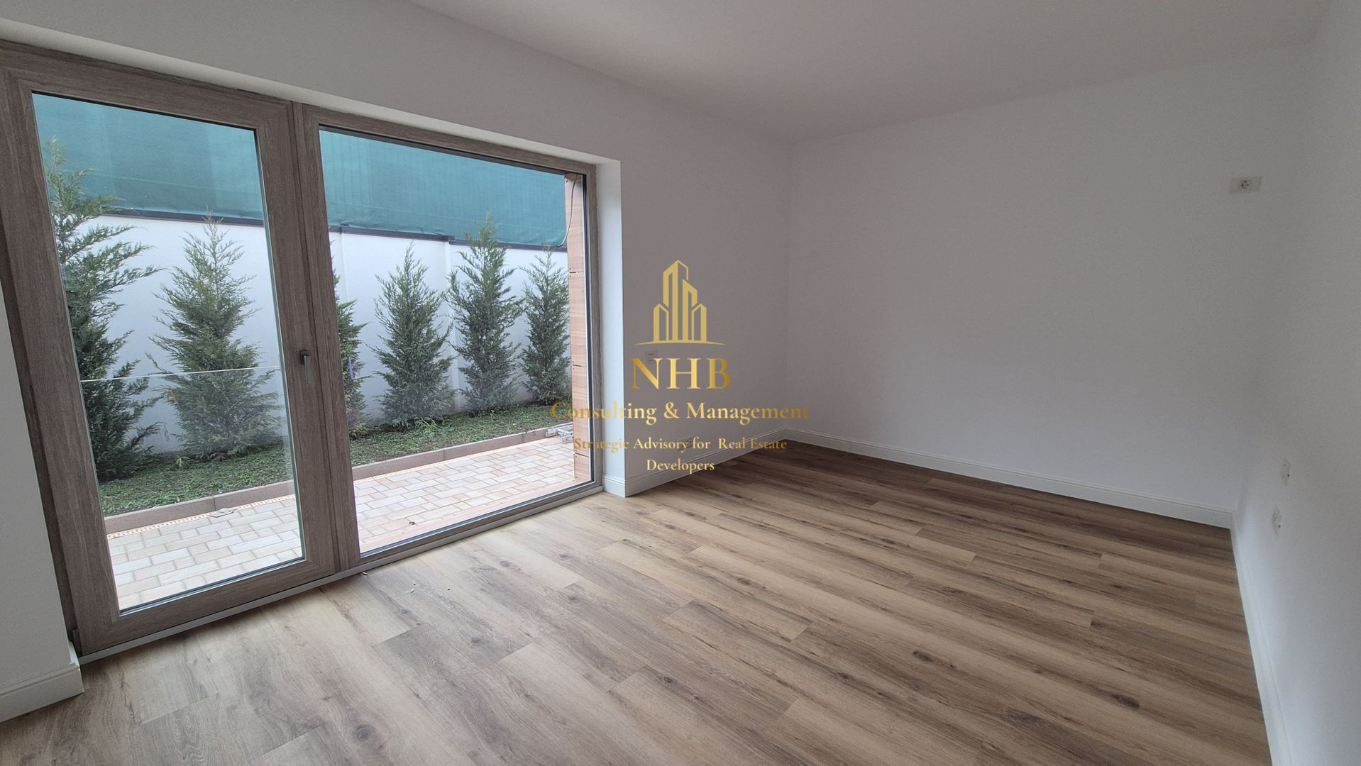Apartament 4 camere, bloc boutique, curte, parcare - Metrou Bazilescu - Poză 1