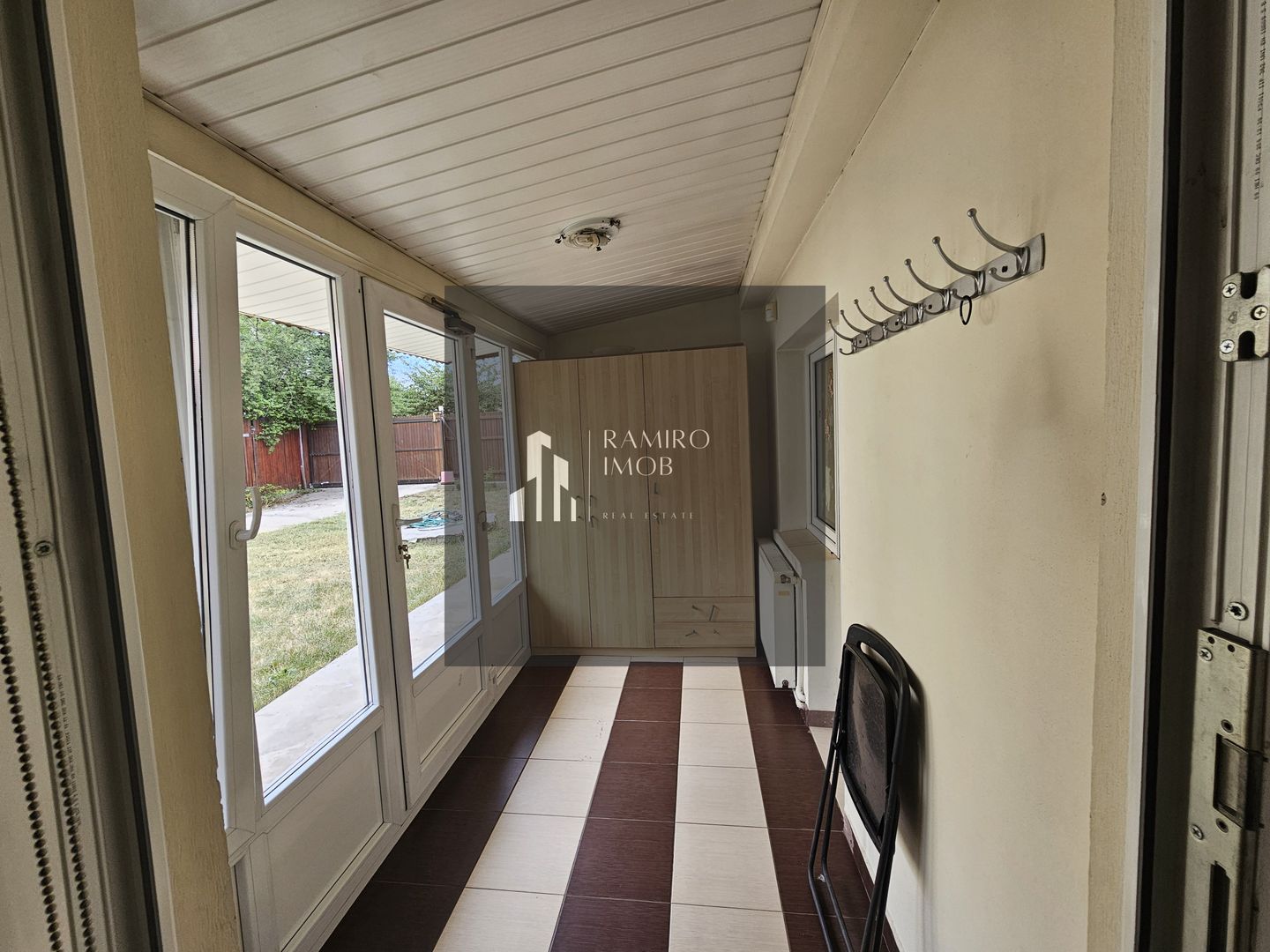 Casa 4 camere - curte 400mp Sector 4 - Luica -Giurgiului /Piata Resita - Poză 5