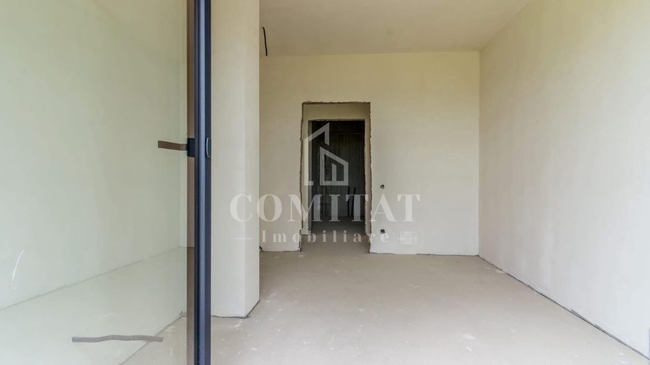 Apartament generos cu gradină și panoramă cartier Europa - Poză 4