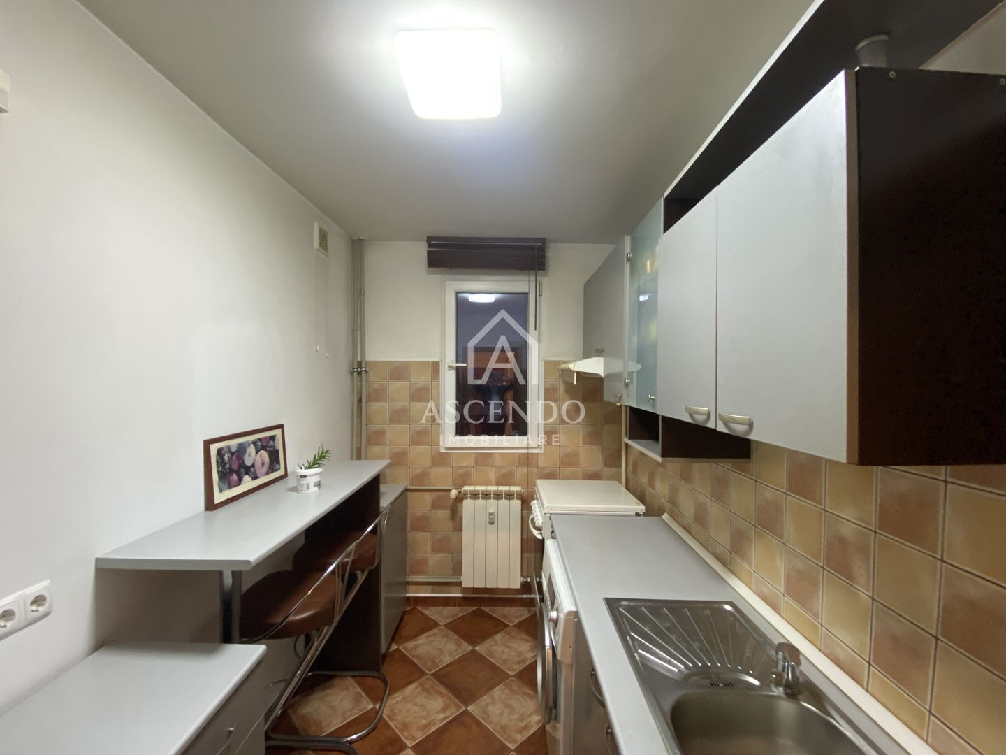 Vânzare apartament 2 camere Drumul Taberei, aproape de metrou - Poză 10