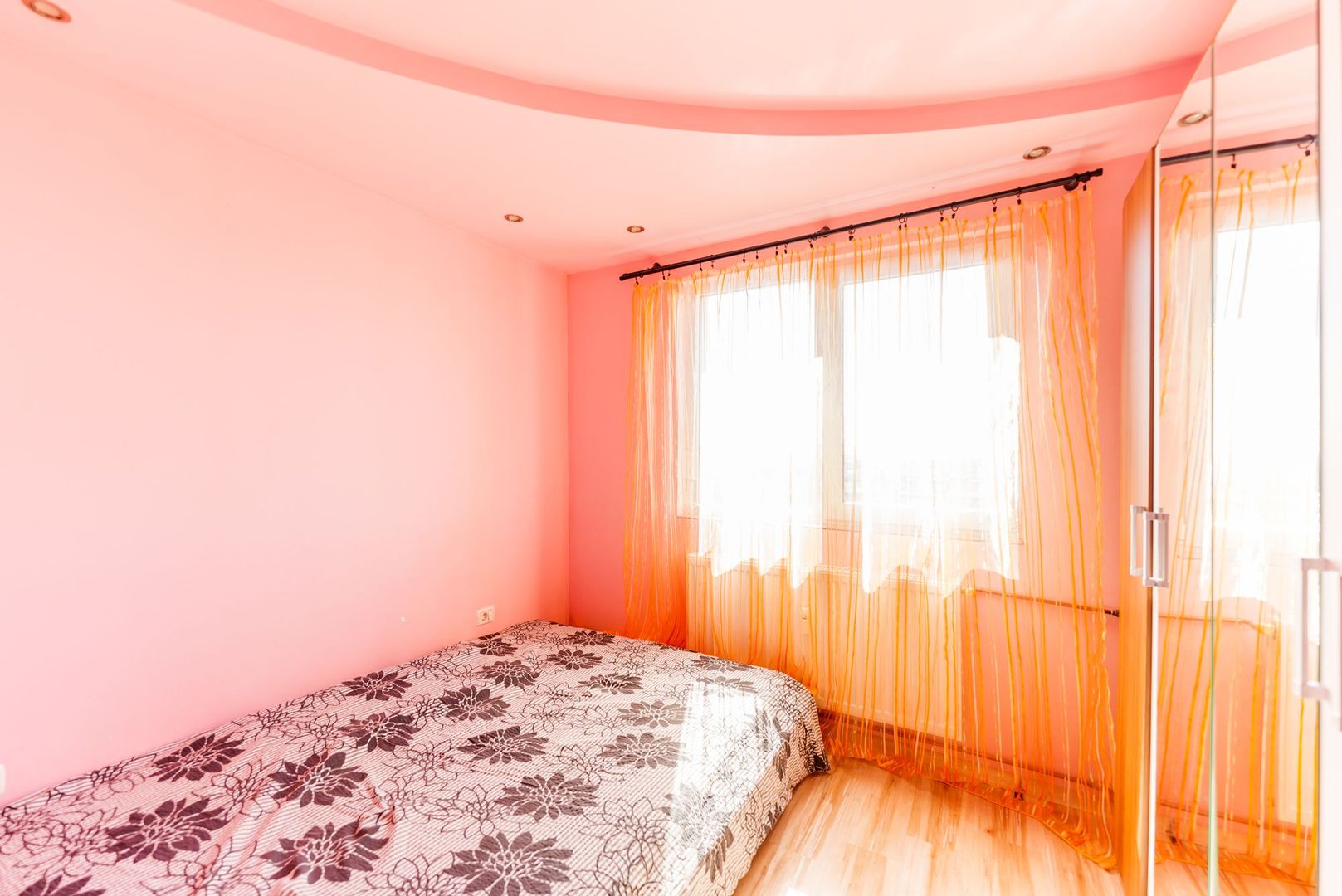 Apartament cu 3 camere zona Fortuna - Poză 5