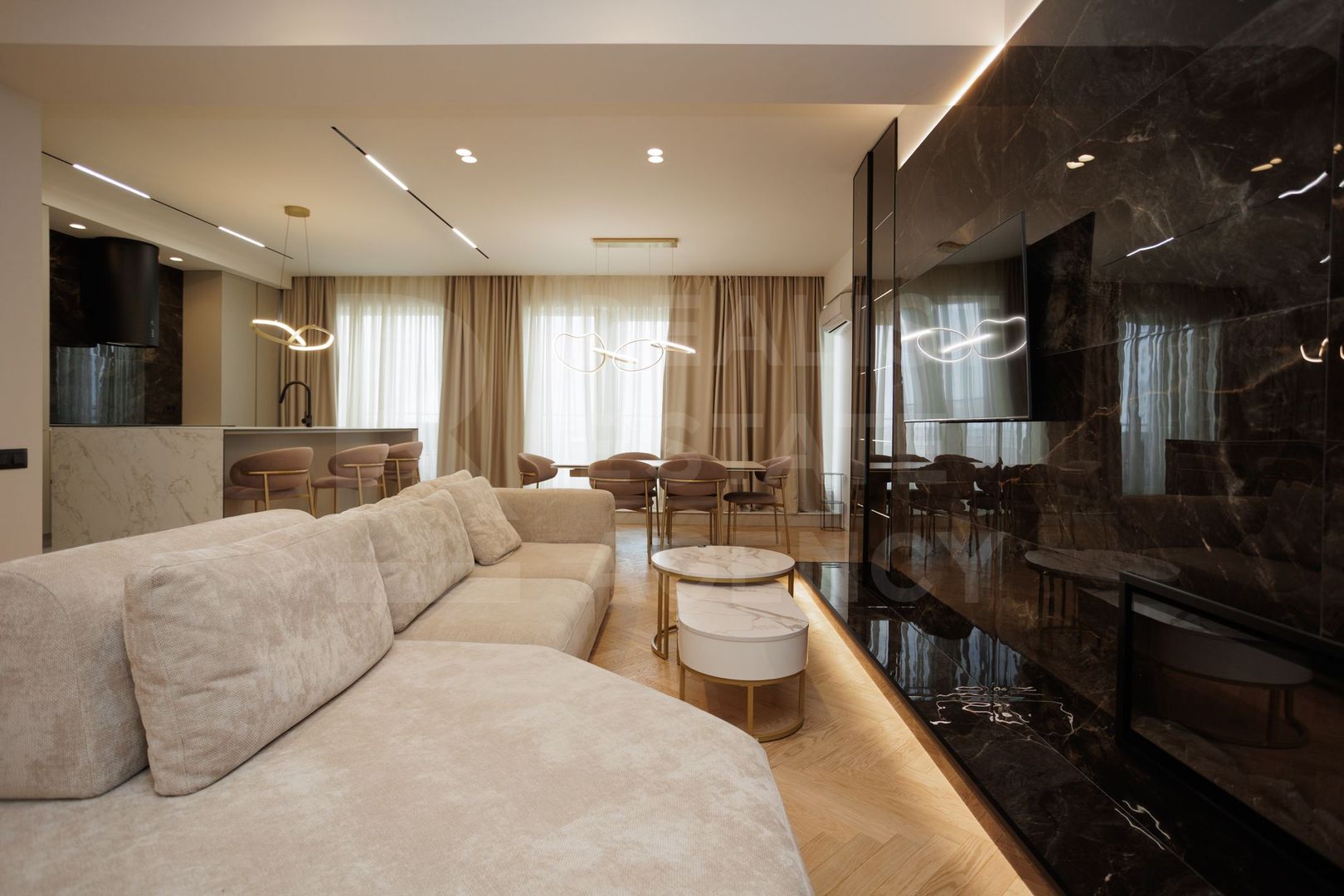 Chirie, Penthouse, 167 mp, str-la Ciocârliei, Telecentru - Poză 1