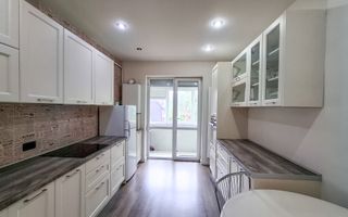 Apartament Suprafata Generoasa I Centrul Civic - Poză 4