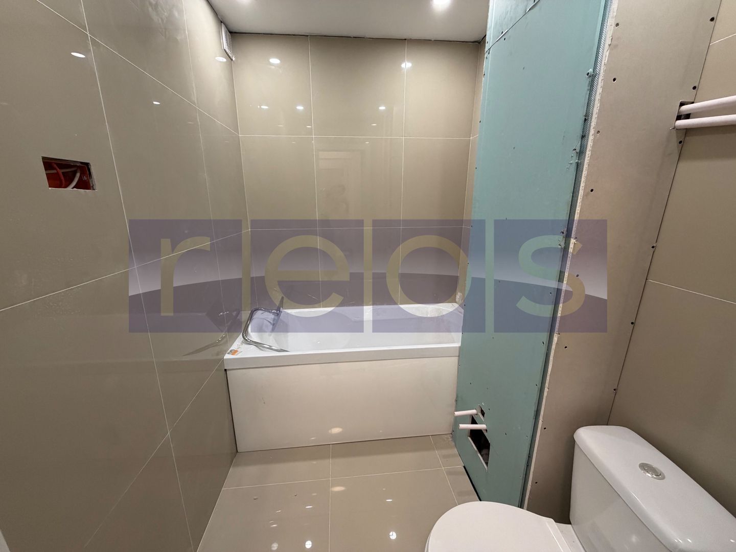 VANZARE 2 CAMERE | DECOMANDAT | 40 MP | ETAJUL 2 | RENOVAT | ZONA TEI - Poză 7