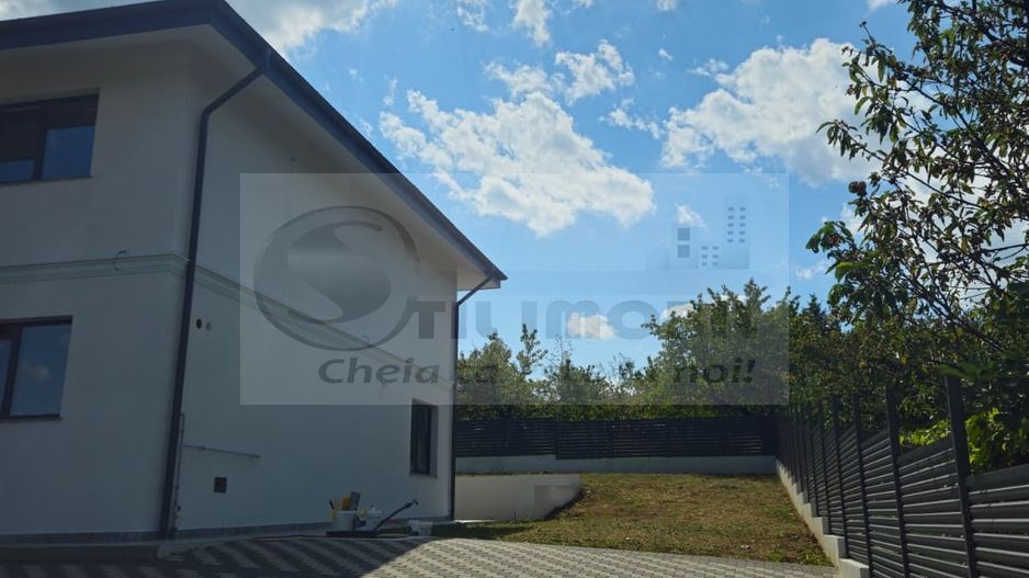 Casă de vânzare, zona Bârnova, jud. Iași - Poză 2