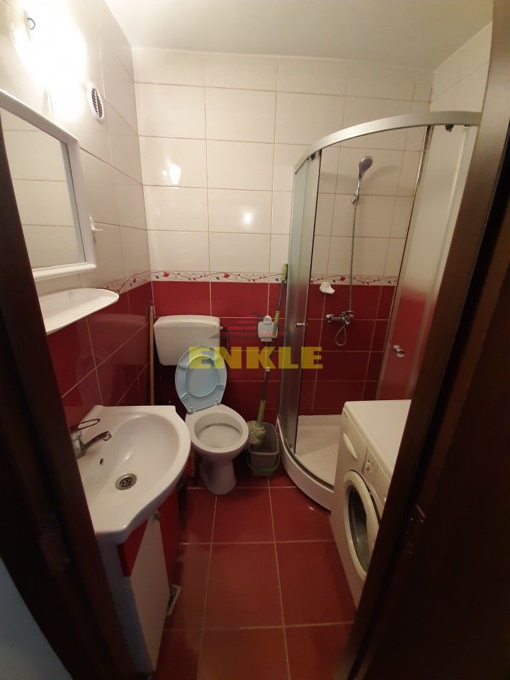Garsoniera, zona Primaverii/BCR, et.3, mobilata/utilata, 160 euro - Poză 5