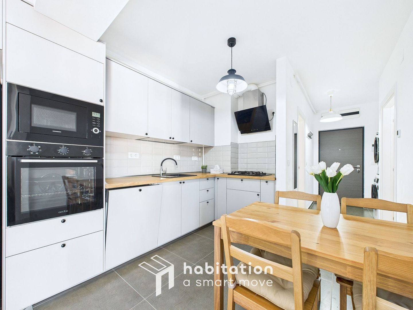 Apartament elegant si vibrant, vedere panoramicǎ ,zona Lipovei- Padure - Poză 8