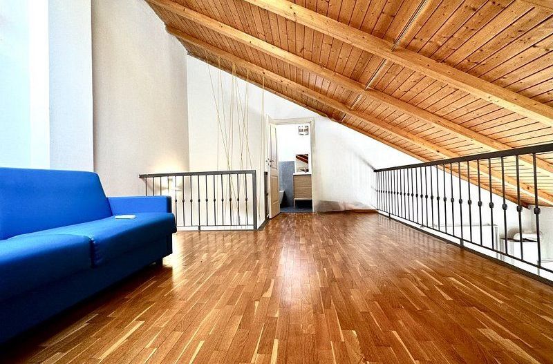 Apartament în Piața Unirii - renovat - mobilat și utilat - Poză 22