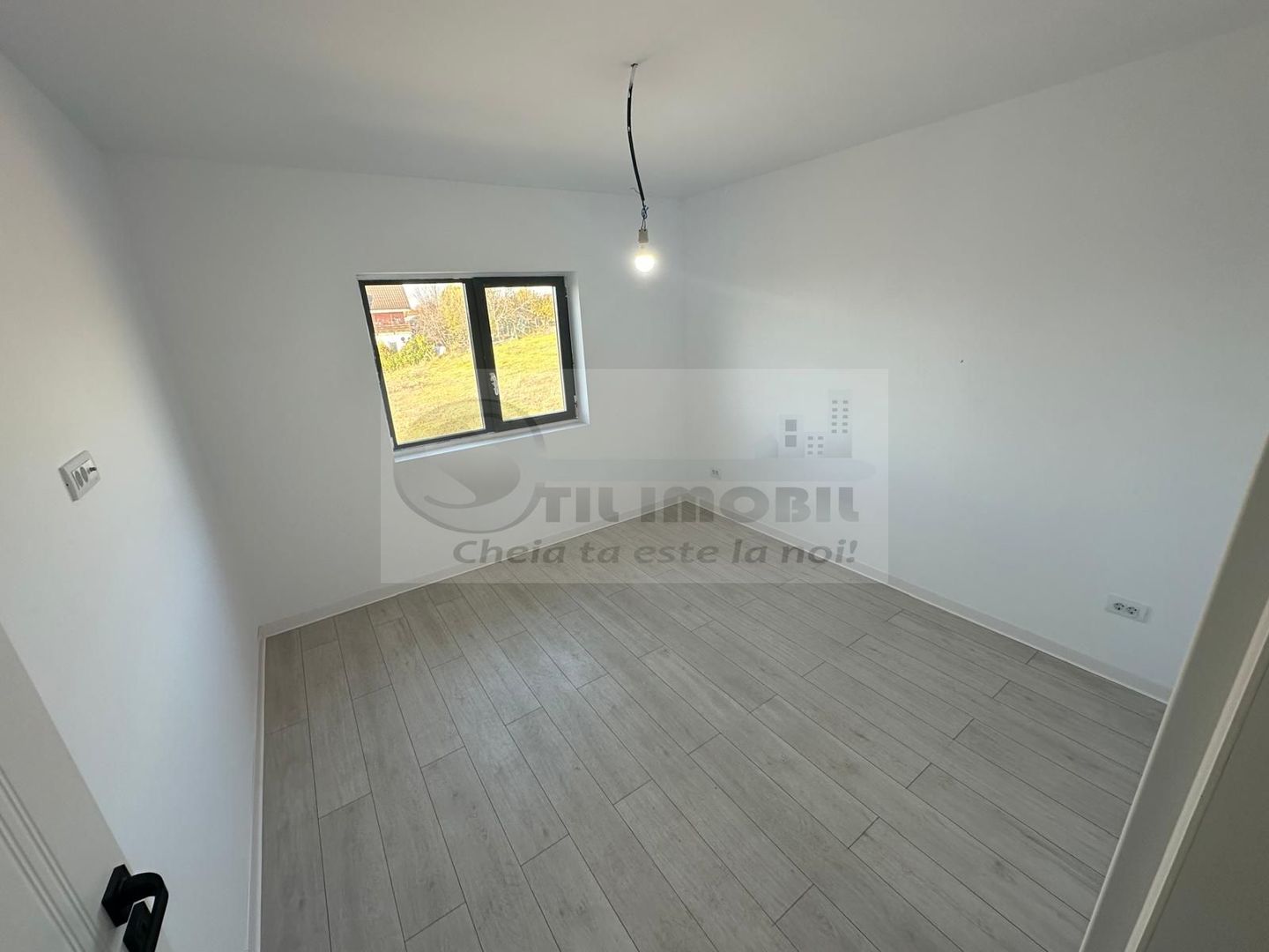 Duplex premium Vișani – 100 mp utili, curte 220 mp – 155.000 € - Poză 12