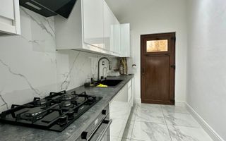 Casă individuală 5 camere | teren 700 mp – Săcălaz - Poză 8