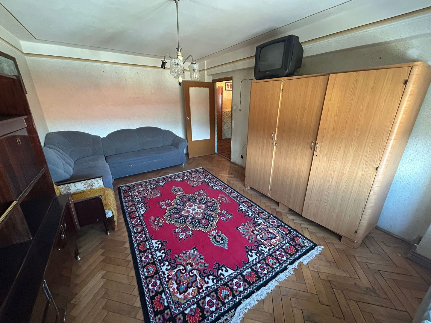 Apartament 2 camere, decomandat - Cugir - Poză 2