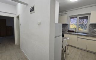 Piata Tractorul garsoniera in bloc vila, complet renovata - Poză 4