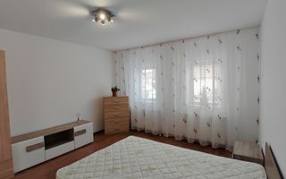 Casa traditionala singur in curte SANPETRU recent amenajata - Poză 1