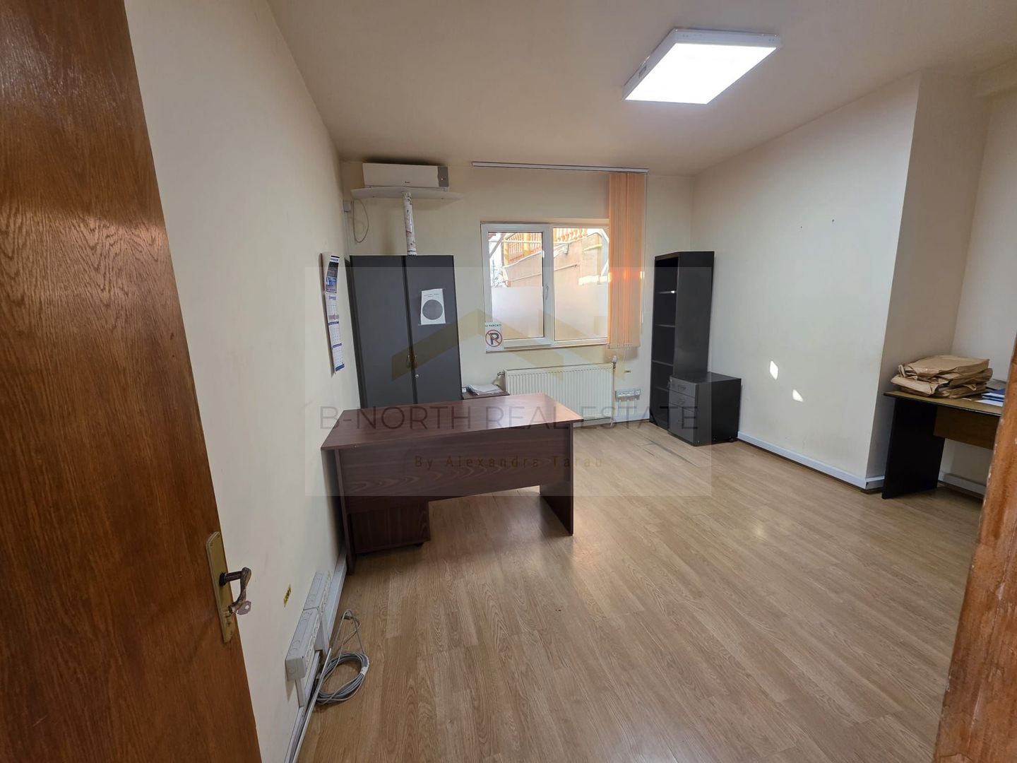 Clădiri de birouri de închiriat Sector 4 – 1.100 mp, vizibilitate stradală - Poză 23