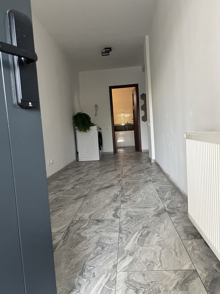 Inchriez apartament  40 mp,Bucuresti utilat ,renovat 15 min Pta Unirii - Poză 5