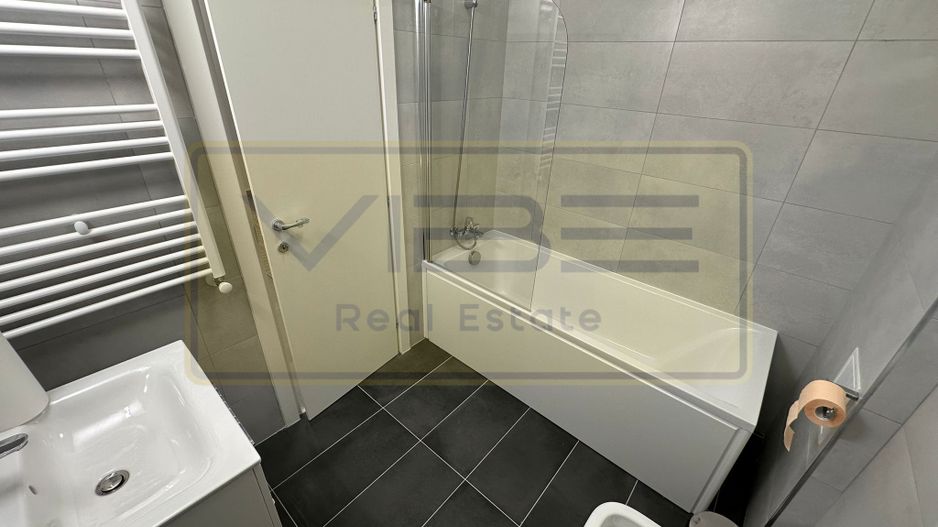 Apartament 2 camere decomandat cu parcare subterana  Unirea Towers - Poză 20