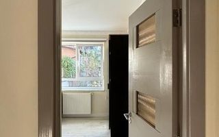 Apartament cu 3 camere și terasă generoasă în cartierul Bună Ziua. - Poză 9