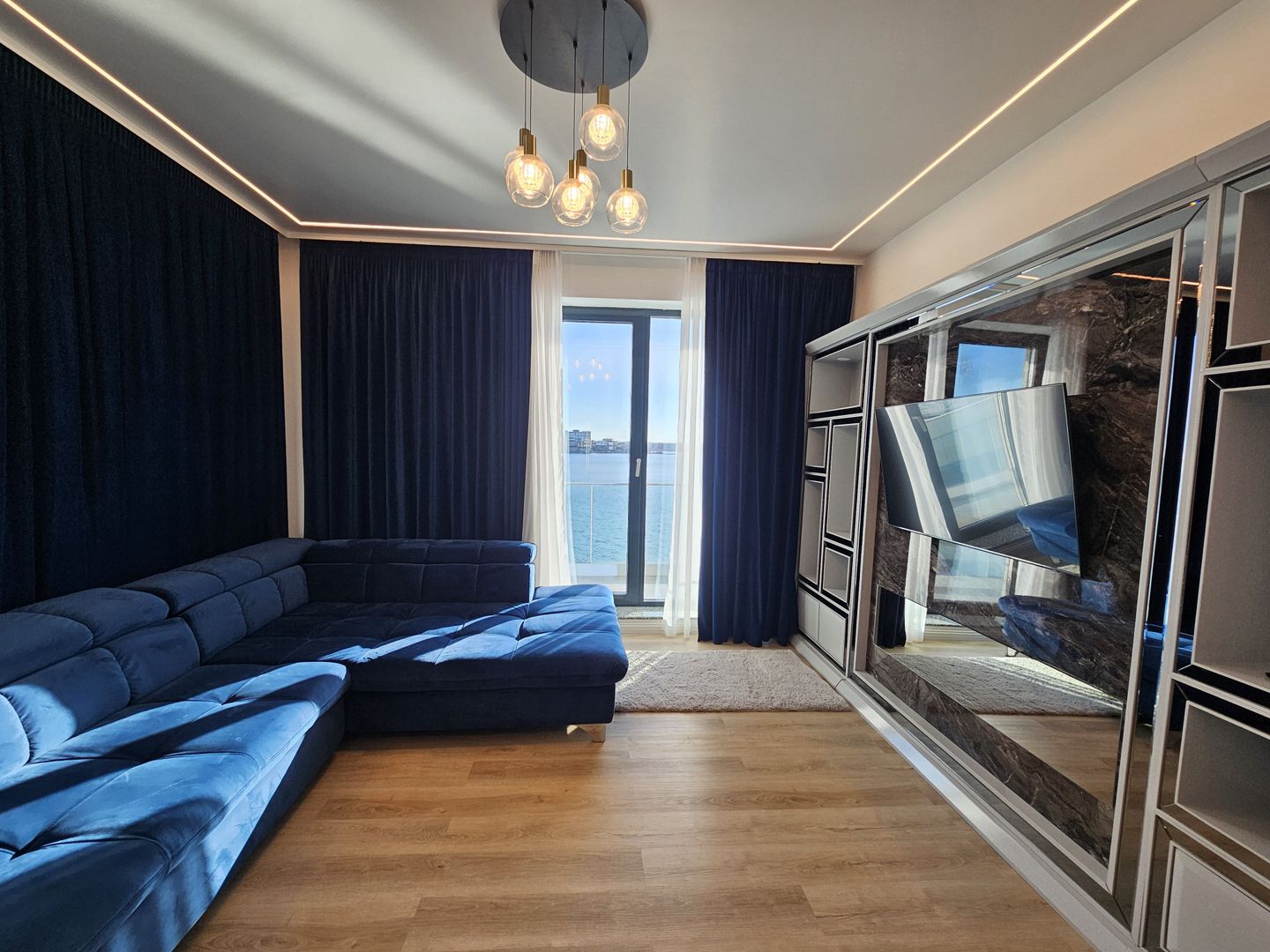 Apartament 4 camere premium de inchiriat/Lake On/Mamaia - Poză 14