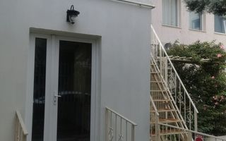 STADIONUL FARUL(COD03) - Vila cocheta si curte frumoasa ! - Poză 1