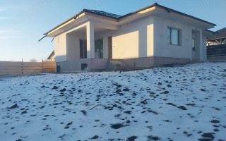 Casa parter cu demisol parțial 142mp 10 min MallMoldova Iasi - Poză 1