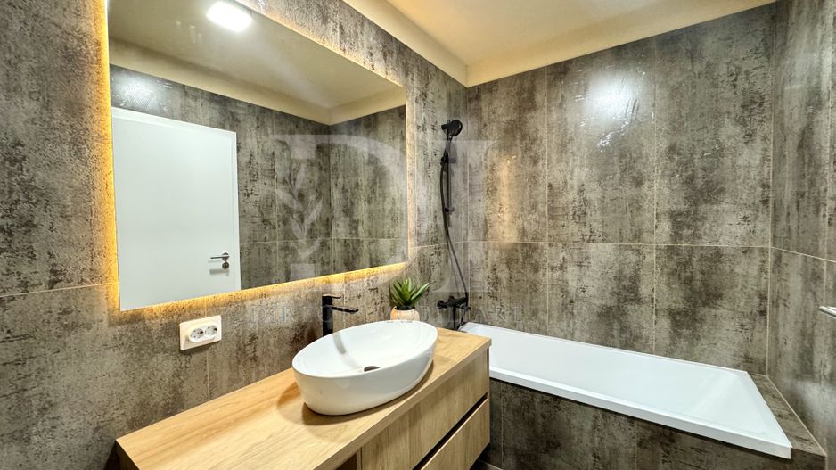 Apartament ultramodern / 3 camere / Zona Eroilor - Poză 20