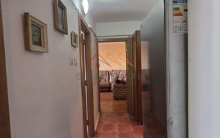 Apartament 2 camere, decomandat, ultracentral, mobilat si utilat - Poză 5