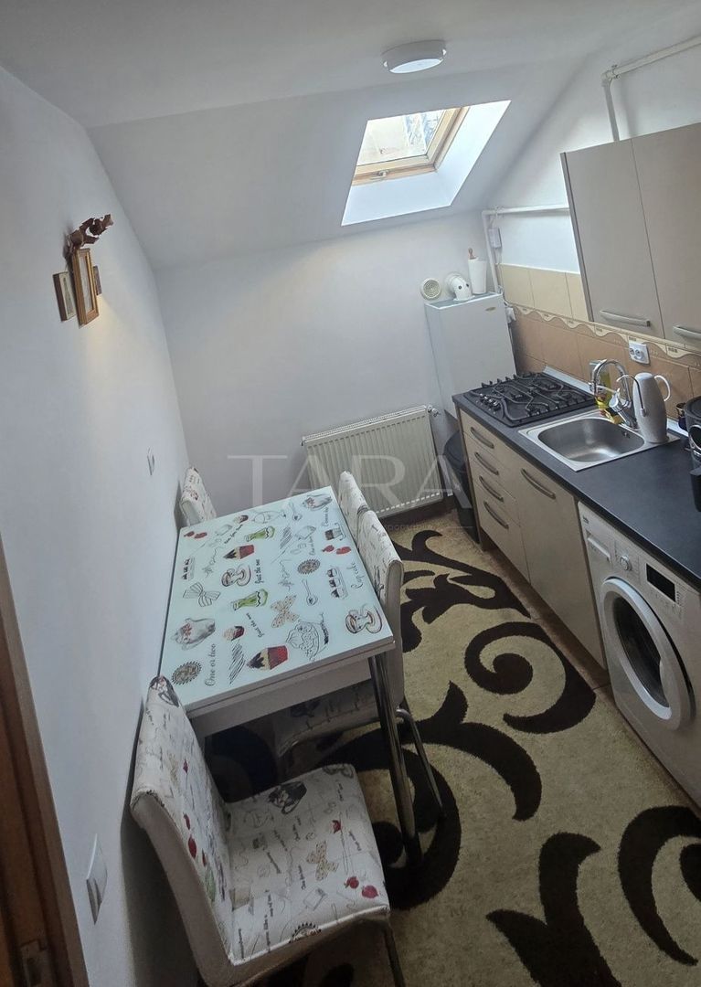 Apartament cochet cu balcon, parcare și spațiu de depozitare. - Poză 3