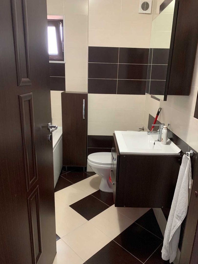 BRASADAS vinde ap 3 cam cu parcare in curte zona Botizului. - Poză 7