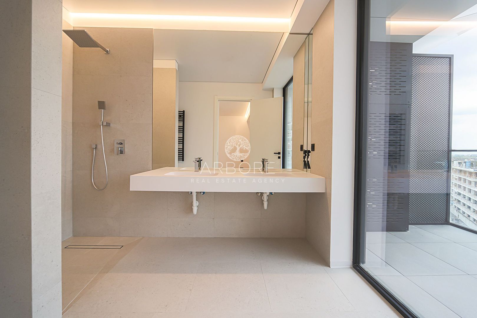 Apartament de Vânzare cu 3 Camere în Zona de Nord a Bucureștiului - Poză 29