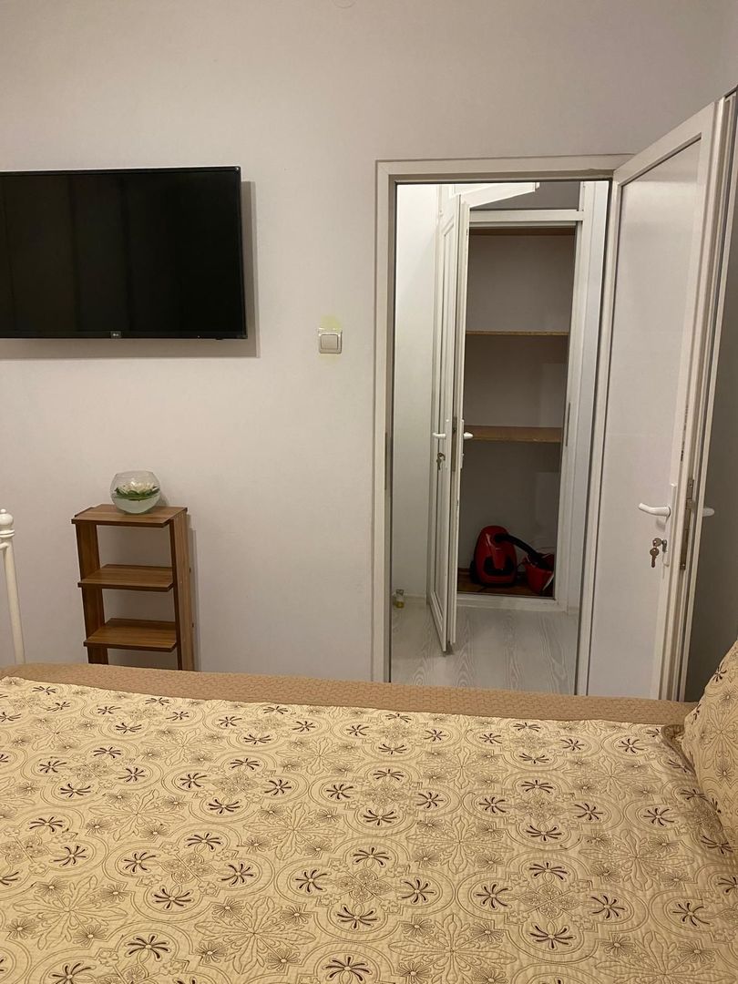 Griviței 2 cam circular, 5/7, mobilat, utilat, centrala proprie - Poză 24