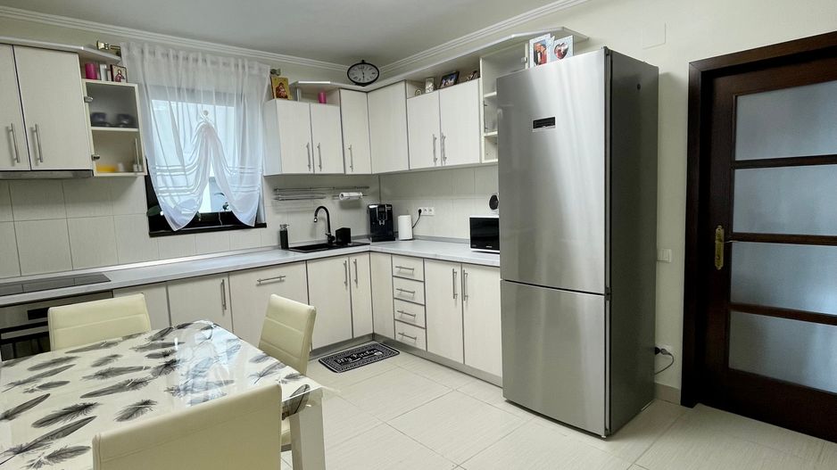 Casa de inchiriat pe str.Voronet - Poză 17