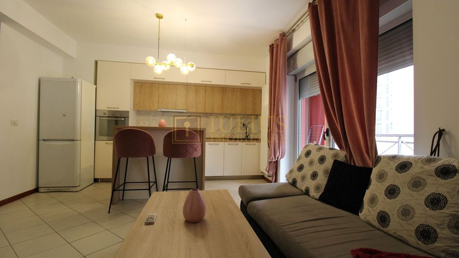 2 camere, terasă 14 mp, mobilat și utilat, lift – Complex Ring, Torontalului - Poză 3