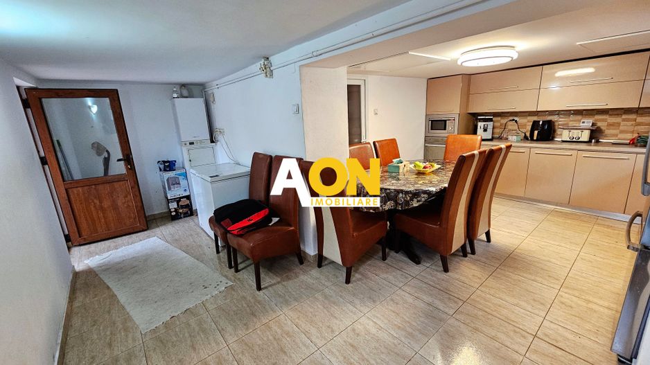 Casa 3 camere, 554 mp teren, pretabila pentru birouri, zona Lipoveni - Poză 9