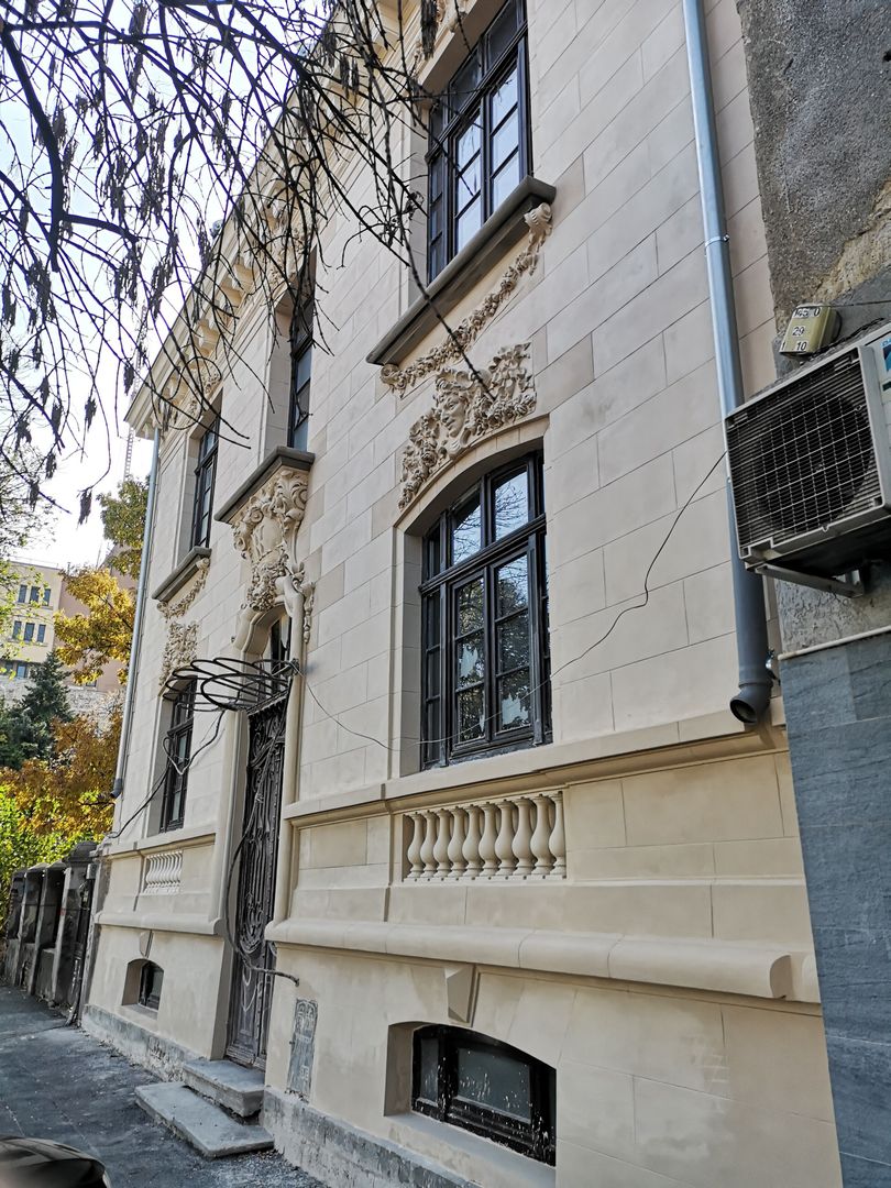 O BIJUTERIE ARHITECTURALA IN CENTRUL BUCURESTIULUI - Poză 9