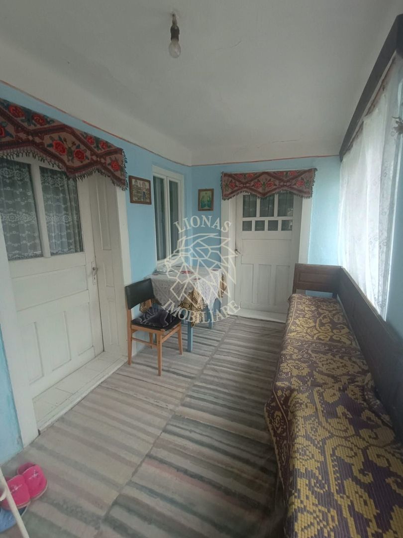 Casa la tara-teren 1521 mp+2 ha arabil-ideal casa Vacanta-Mintiu - Poză 2