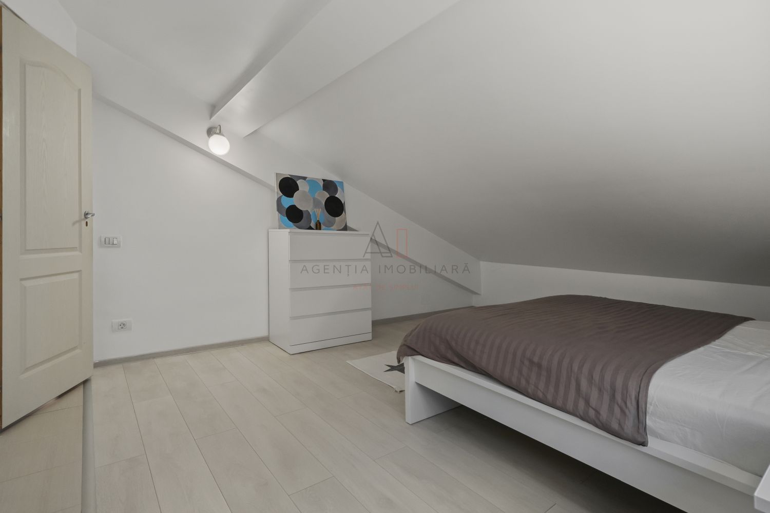 0 COMISION | Bloc Nou | 2 min Parc Sebastian - Poză 10