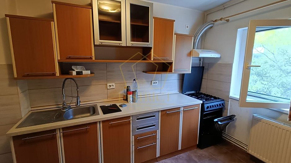 Apartament de 3 Camere | Decomandat | Zona Soarelui - Poză 3