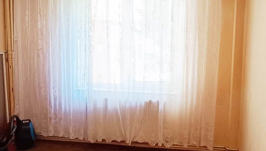 Apartament circular in cartierul astra - Poză 5