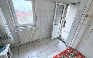 Apartament cu 2 camere in zona Drumul Sarii - Poză 8
