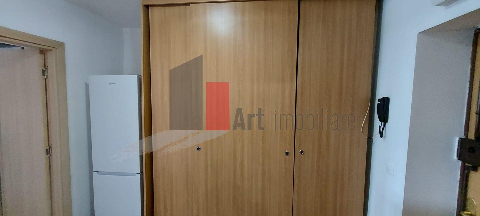 Garsonieră ideală pentru locuit/investiție| 2 lifturi, bloc 1987, mobilată - Poză 19