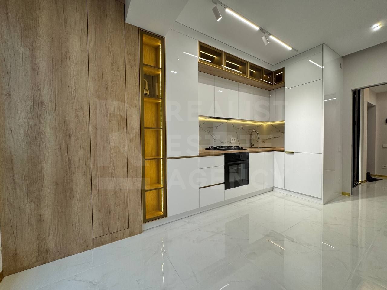 Vânzare, apartament, 2 camere, str. Ghica Voda, Botanica - Poză 1