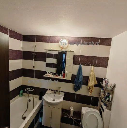 Decomandat spatios 2 camere Basarabia - Poză 7