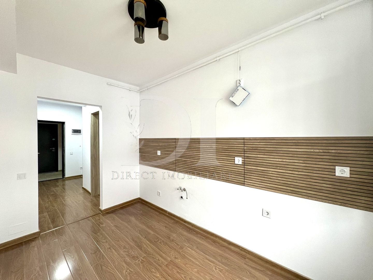 Apartament finisat/ etaj intermediar / Zona Terra - Poză 5