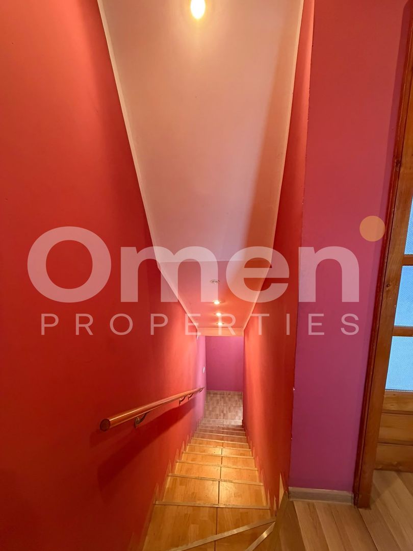 Apartament cu 3 camere | pe 2 niveluri | cu garaj | zona centrala | sat Arinis - Poză 11